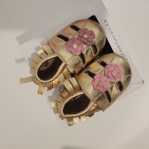 LIV & LEO NWT baby shoes